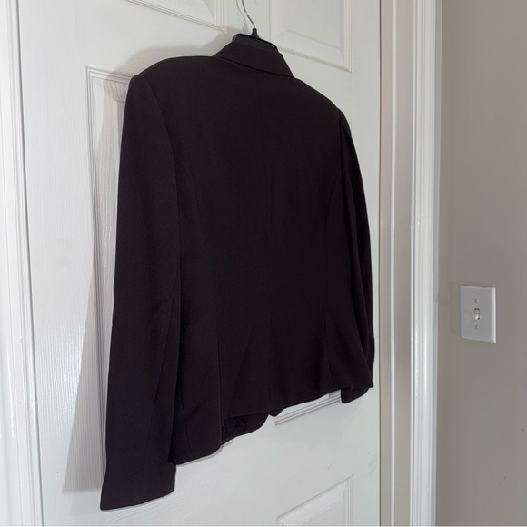 Black Tailored Blazer with Notched Lapels - Picture 9 of 11